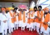 जंग की जीत, सजाया नगर कीर्तन:  छठे पातशाह की पहली जंग विजय की याद में सजाया नगर कीर्तन,कल गुरुद्वारा किला लोहगढ़ साहिब में गुरमत समागम - Amritsar News