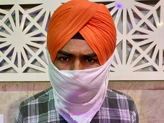जलालाबाद में सफाई इंस्पेक्टर रिश्वत लेते गिरफ्तार:  विजिलेंस ने 15 हजार रुपए सहित पकड़ा, बिल पास करने की एवज में मांगे थे पैसे - Fazilka News
