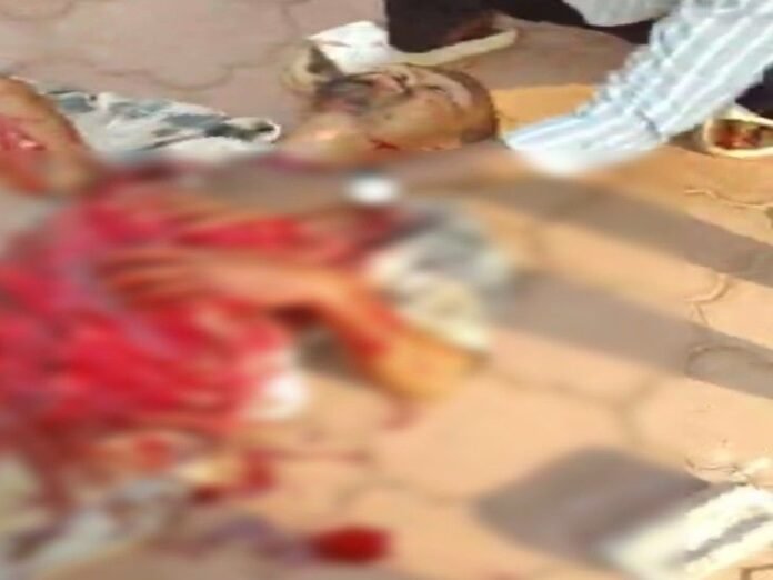 जांजगीर-चांपा में युवक पर जानलेवा हमला:  कांच की बोतल से किया वार, हालत गंभीर, बिलासपुर रेफर; पुरानी रंजिश में वारदात - janjgir champa News