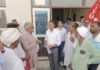 जुलाना तहसील में सीटू कार्यकर्ताओं ने किया प्रदर्शन:  एसडीएम से की मुलाकात, 800 रुपए दिहाड़ी और 500 के सिलेंडर की मांग - Julana News