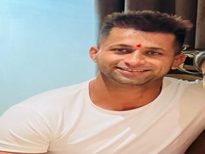झज्जर के कारोबारी की कुरूक्षेत्र में हत्या:  दस साल से कुरूक्षेत्र में कर रहा था शराब का कारोबार , दो बच्चों का था पिता - Jhajjar News