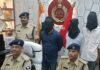 डॉक्टर से रंगदारी मांगने के मामले में चार आरोपी अरेस्ट:  पुलिस ने देवघर से सभी को पकड़ा, जेल में बंद अपराधी का भाई भी शामिल - Jamui News