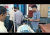 थाने में भूमि विवाद सुलझाने गए व्यक्ति की बिगड़ी तबीयत:  बेटे का आरोप- पुलिस ने पिता से की मारपीट, पुलिस बोली- आरोप बेबुनियाद - Maharajganj News