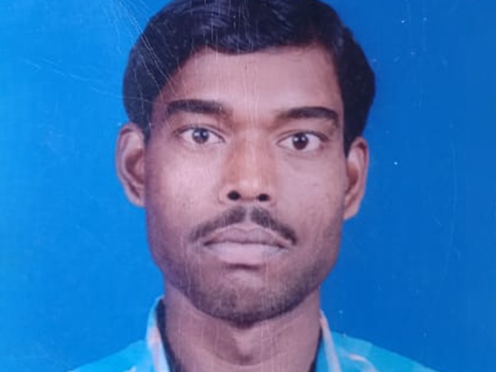 दरभंगा में ई-रिक्शा से गिरा यात्री, मौत:  भांजी के साथ नानी के घर जा रहा था; पत्नी ने कर ली थी दूसरी शादी - Darbhanga News
