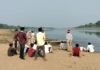 नर्मदा नदी में नहाने गए दो युवक डूबे:  नरसिंहपुर के झिकोली घाट पर शव मिले, पुलिस एक दिन छिपाए रही घटना - Narsinghpur News