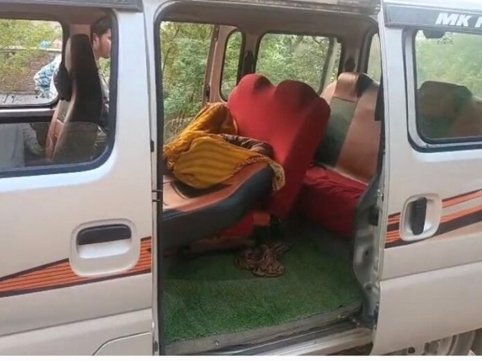 निवाड़ी में बिजली गिरने से महिला किसान की मौत:  देवरानी-जेठानी घायल, बकरी चराने गई थी, बारिश आने पर तीनों पेड़ के नीचे रूकी - Niwari News