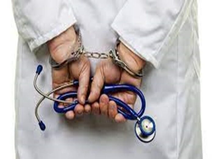 पलवल में फर्जी जन्म प्रमाण पत्र बनाने का खुलासा:  प्राइवेट अस्पताल में 154 संदिग्ध सर्टिफिकेट मिले; दो डॉक्टरों पर केस दर्ज - Palwal News