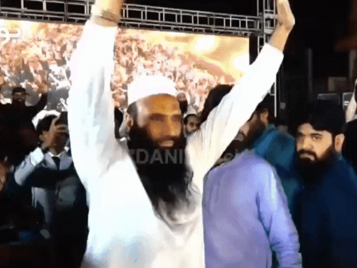 पहलगाम हमले का मास्टरमाइंड बोला- हमने एटमी टेस्ट किया:  लाहौर में आतंकी सैफुल्लाह के आर्मी चीफ मुनीर के साथ पोस्टर, बोला- चुनाव लड़ूंगा