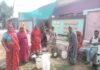 पानी की बाल्टी के लिए लग रही दो घंटे लाइन:  निवाड़ी में कम प्रेशर की पाइपलाइन, जिले में फेल हो रही नल-जल योजना - Niwari News