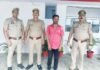 पीलीभीत में दिव्यांग नाबालिग से दुष्कर्म का आरोपी गिरफ्तार:  माता-पिता के अस्पताल जाने का फायदा उठाकर घर में घुसकर घटना को दिया अंजाम - Pilibhit News