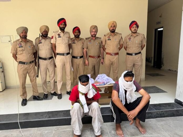 फाजिल्का में दो नशा तस्कर गिरफ्तार:  1.33 किलो हेरोइन बरामद, राजस्थान के रहने वाले, शक होने पर ली तलाशी - Fazilka News