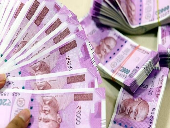 बिना जमानत लिए ट्रायल में शामिल नहीं हो सकते:  7820 करोड़ के घोटाले में कोर्ट ने दो उद्योगपतियों की अर्जी निरस्त की, हर सप्ताह होगी सुनवाई - Kanpur News