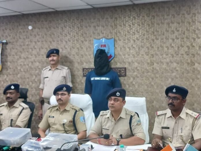 बोकारो में किडनैप कर दोस्त की हत्या:  फिरौती में परिजनों से मांगा था 25 लाख रुपए, गला घोंटकर ली जान फिर शव को दफना दिया - Bokaro News