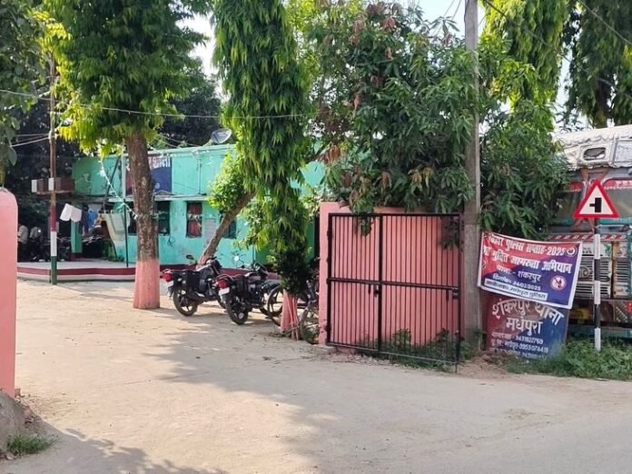 मधेपुरा में नाबालिग से दुष्कर्म का आरोप:  13 साल की लड़की 4 माह की गर्भवती, आरोपी के परिवार ने शादी से किया इनकार - Madhepura News
