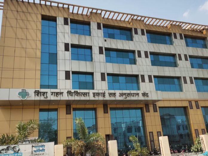 मुजफ्फरपुर में चमकी बुखार के मरीजों की संख्या पहुंची 32:  एक और बच्चे में AES की पुष्टि; स्वास्थ्य विभाग अलर्ट, सावधानी बरतने की अपील - Muzaffarpur News