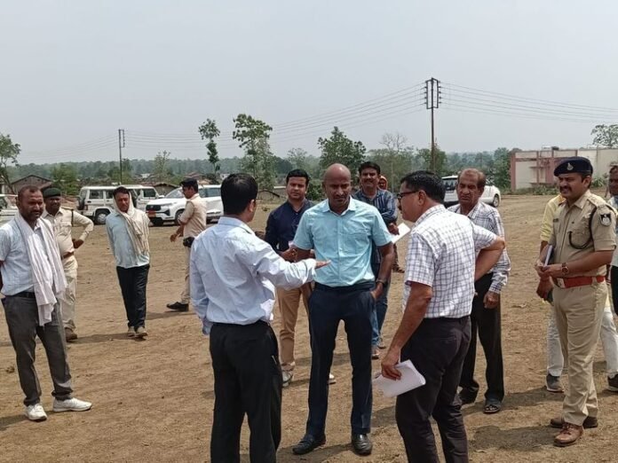 राज्यपाल के झोलियापुर दौरे की तैयारी:  कलेक्टर-एसपी ने किया कार्यक्रम स्थल का निरीक्षण, अधिकारियों को दिए निर्देश - Sehore News