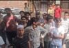 शामली में पत्नी ने पति पर किया जानलेवा हमला:  रात में सोते समय धारदार हथियार से काटी गर्दन, मेरठ रेफर - Shamli News