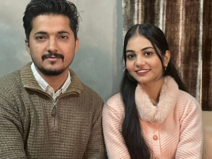 सिरसा में मां-बेटी सुसाइड में खुलासा-अंतिम बार पति से बात:  फोटो भेज बोली-तूं तंग करता था, आज मेरी मां मर गई, मै नहीं बचूंगी - Sirsa News