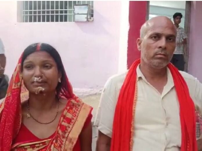 PNB से 2 लाख लेकर लौट रही महिला से छिनतई:  6 लाख रुपए की ज्वैलरी भी ले भागे बदमाश, स्प्रे कर वारदात को दिया अंजाम - Gaya News