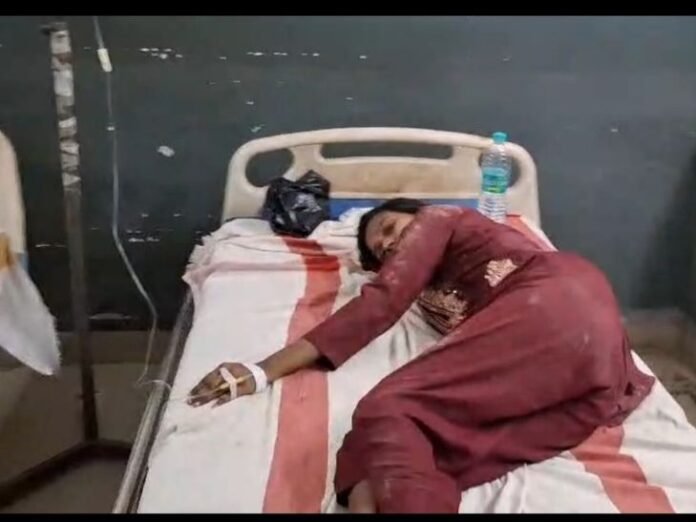 प्रेमी के साथ ससुराल से भागी शादीशुदा महिला:  10 दिन तक घर में कैद में रखा, विरोध करने पर मारपीट खेत में फेंका - Madhubani News