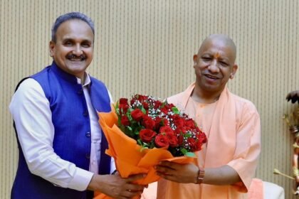 Chairman of UP T-20 League met CM tamana bhatia, sunidhi chauhan and disha patni performance in opening ceremony Lucknow ekana stadium upca cm yogi adityanath | इकाना में 17 को आ रहीं दिशा पाटनी, सुनिधि चौहान: यूपी T-20 लीग की ओपनिंग सेरेमनी, CM योगी आदित्यनाथ से मिले लीग के चेयरमैन – Lucknow News
