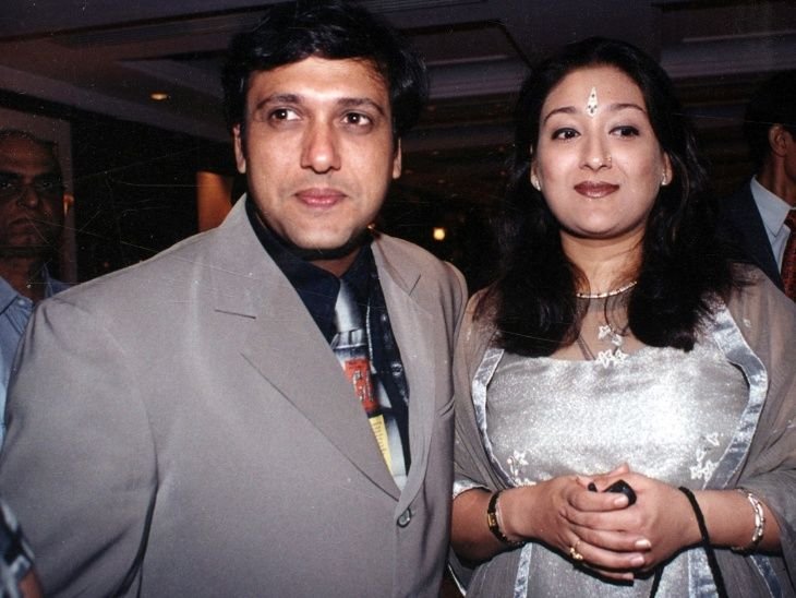 Govinda wife sunita ahuja reveals-Mother burnt her face with a frying pan after she lied about her result | मां ने तवे से सुनीता का चेहरा जलाया: गोविंदा की पत्नी बोलीं- फेल होने की बात छिपाई थी, गुस्से में ब्लेड से बहन की जांघ काटी