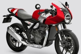 Triumph Thruxton 400 Price 2025; Motorcycle Specifications & Features Explained | ट्रायम्फ थ्रक्सटन 400 भारत में लॉन्च: कैफे रेसर बाइक में 27.02kmpl का माइलेज, कीमत ₹2.74 लाख