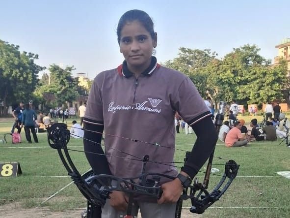Hisar-Uklana-Manisha-Bangadwa-national-games-selection-update | हिसार की मनीषा बांगड़वा का नेशनल गेम्स में चयन: तीरंदाजी में जीता रजत पदक, हरियाणा टीम में बनाई जगह – Uklanamandi News