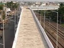 Bhopal 90 Degree Bridge Controversy; BJP Rakesh Singh | Railway Overbridge | पीडब्ल्यूडी मंत्री बोले- भोपाल का 90 डिग्री ब्रिज सही: इसमें कोई तकनीकी समस्या नहीं; हाईकोर्ट का तंज- ठेकेदारों को मेडल देना चाहिए – Jabalpur News