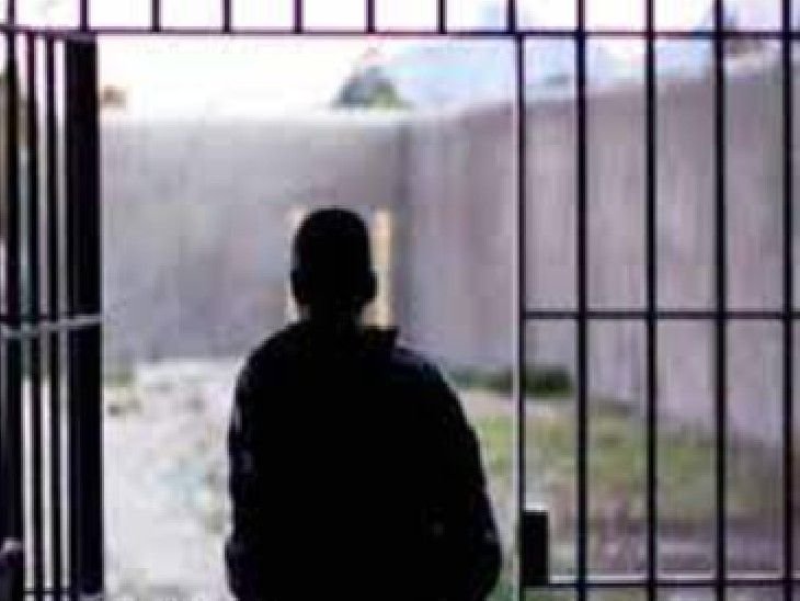 Prisoner absconded from Jaipur open jail | जयपुर खुली जेल से कैदी फरार: उम्रकैद की काट रहा था सजा, रात के अंधेरे में भाग निकला – Jaipur News