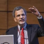 US Tariff VS India GDP Annual Growth Rate | Economic Advisor | ट्रम्प टैरिफ से 0.50% कम हो सकती है GDP ग्रोथ: मुख्य आर्थिक सलाहकार बोले- अगर टैरिफ अगले साल तक खिंचता है, तो असर और बड़ा होगा