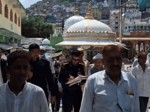 NIA team inspected the arrangements at Ajmer Dargah | एनआईए टीम ने देखी अजमेर दरगाह की सुरक्षा व्यवस्थाएं: सीसीसीटीवी, एन्ट्री-एग्जिट पॉइंटस सहित गेटों का किया निरीक्षण – Ajmer News