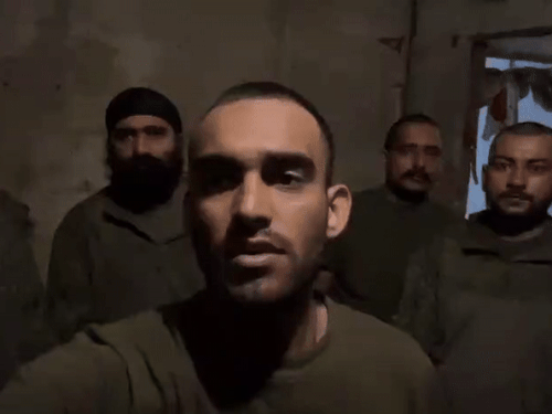 Haryana-Punjab youth trapped in Ukraine his Social media accounts deleted | Fatehabad news | यूक्रेन में फंसे युवकों के सोशल मीडिया अकाउंट डिलीट: फतेहाबाद से परिजन दिल्ली पहुंचे; विदेश मंत्रालय बोला- ऐसे ऑफर्स न लें – Fatehabad (Haryana) News