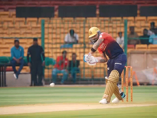 RCBs Kohli in Form! Karthiks New Plan for IPL 2026