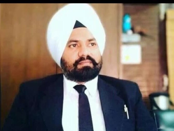 फतेहगढ़ साहिब के वकील की कनाडा में मौत:कार चलाते समय आया हार्ट अटैक, तीन साल पहले परिवार के साथ विदेश गए