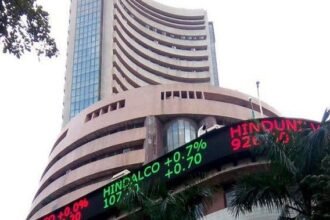 Sensex Surges 400+ Pts, Nifty Gains 150 Pts; IT, Auto Stocks Shine