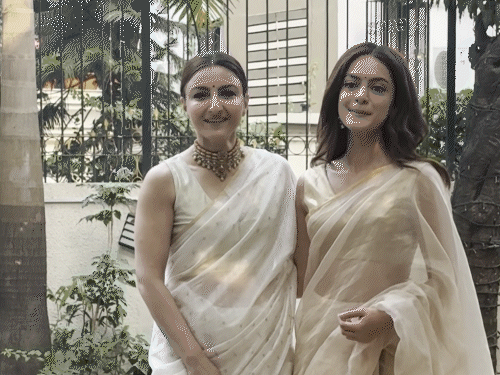 कृतिका और गौरव कपूर आज शादी के बंधन में बधे:आफ्टर-पार्टी में क्रिकेटर युवराज, एक्ट्रेस सोहा अली खान, नेहा धूपिया सहित कई सलेब्स पहुंचे