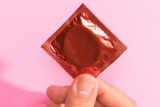 Iran War Halts Raw Material Supply; Ammonia, Silicon Oil Shortage After Oil & Gas