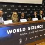 531 प्रेजेंटेशन में सुनाए गए 870 चुटकुलों पर आधारित रिपोर्ट:वैज्ञानिकों के 66% जोक्स फ्लॉप, सिर्फ 9% पर खुलकर हंसी: स्टडी