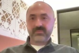 वॉरजोन में फंसे डॉ. मिलर का मिशन इम्पॉसिबल:ट्रम्प सरकार ने हाथ खड़े किए तो अमेरिकी डॉक्टर ने मोर्चा संभाला; कतर से 4 महाद्वीप होकर 62 घंटे में घर पहुंचे