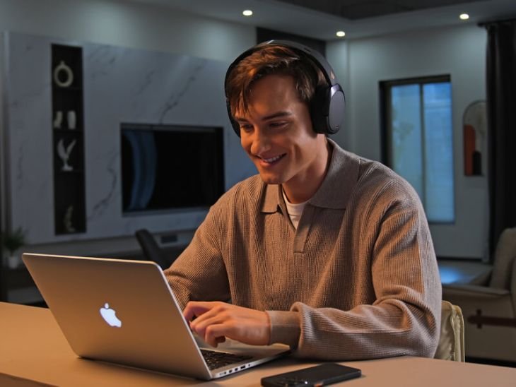 क्या अब सामान्य लैपटॉप पुराने पड़ जाएंगे?:AI लैपटॉप; प्राइवेसी-फर्स्ट कंप्यूटिंग का नया दौर शुरू