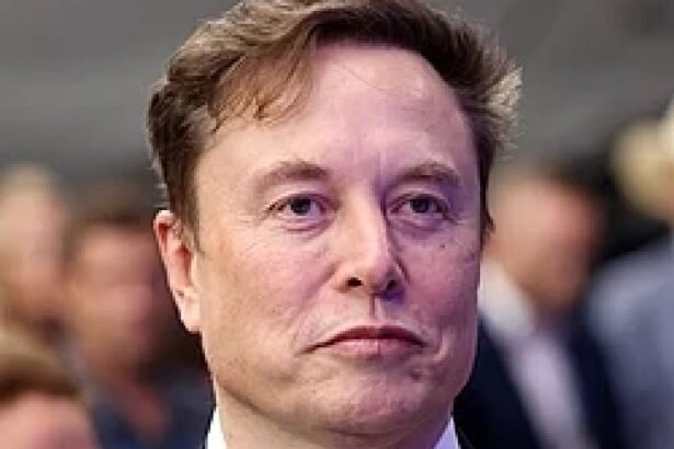 मस्क का मास्टरप्लान, काम से आजादी:मस्क ऐसी दुनिया बनाने पर जुटे, जहां अरबों रोबोट इंसानों की हर समस्या हल करेंगे