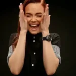 गलतियों पर खुद को न कोसें, तनाव हंसी में उड़ाएं:मनोवैज्ञानिक का दावा- खुद की गलतियों पर हंसना लोगों को आपसे मानवीय रूप से जोड़ता है; इससे आत्मविश्वास मजबूत होगा