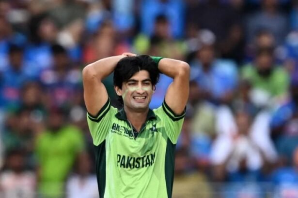 PCB ने गेंदबाज नसीम शाह पर जुर्माना लगाया:मुख्यमंत्री मरियम नवाज पर कमेंट किया था; बोर्ड ने सेंट्रल कॉन्ट्रैक्ट का उल्लंघन माना
