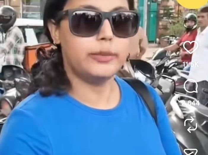 बाइक में तोड़फोड़ करने वाली युवती के खिलाफ कार्रवाई:माफीनामा जारी; विधायक से भी बहस करते युवती का वीडियो हुआ था वायरल