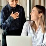 हंसने से दिमाग में ‘फील गुड’ हॉर्मोन रिलीज होते हैं:अपनी गलतियों पर हंसना सीखें, मानसिक सेहत बेहतर और घबराहट कम होगी