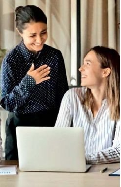 हंसने से दिमाग में ‘फील गुड’ हॉर्मोन रिलीज होते हैं:अपनी गलतियों पर हंसना सीखें, मानसिक सेहत बेहतर और घबराहट कम होगी