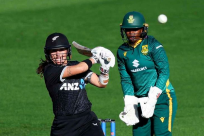 NZ Breaks India Record: Kerrs 179 Leads South Africa Chase