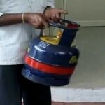 अब बिना एड्रेस प्रूफ के मिल सकेगा 5Kg वाला सिलेंडर:आधार-PAN जैसी सिर्फ एक फोटो-ID दिखानी होगी, स्टूडेंट्स-बैचलर्स और प्रवासी मजदूरों को राहत