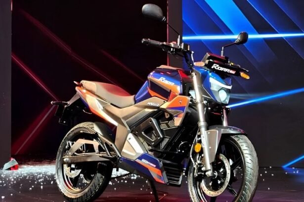 ओबेन रोर इवो इलेक्ट्रिक बाइक लॉन्च, शुरुआती कीमत ₹99,999:180km की रेंज के साथ एंटी-थेफ्ट अलर्ट जैसे हाईटेक फीचर्स; ओला रोडस्टर X से मुकाबला